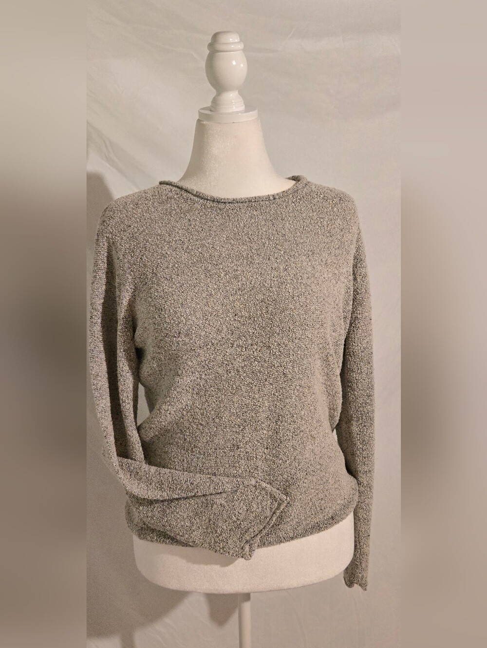 Columbia Wheat Colored Women's Crewneck Sweater